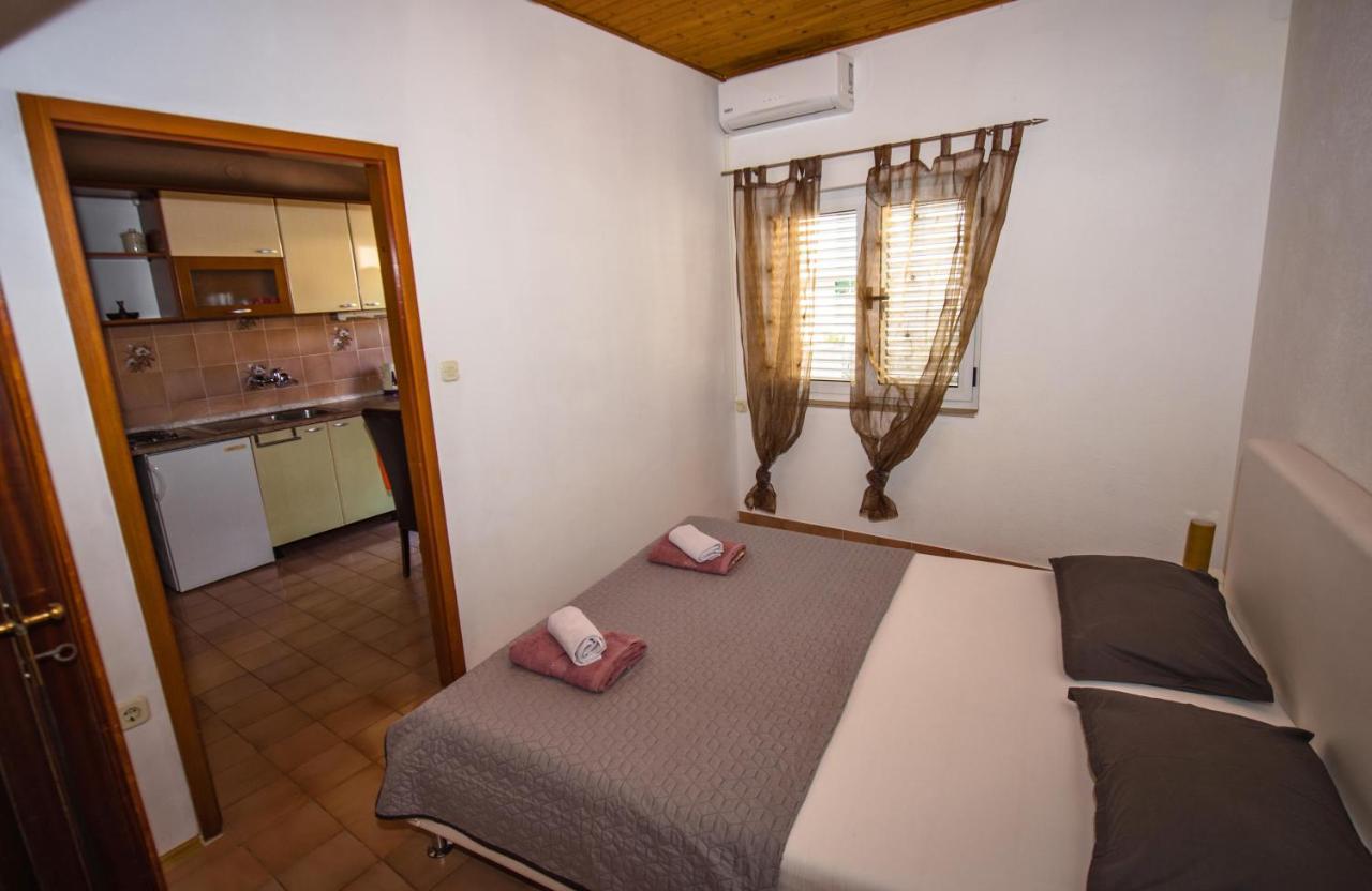 Villa Nedo Baška Voda Exteriör bild