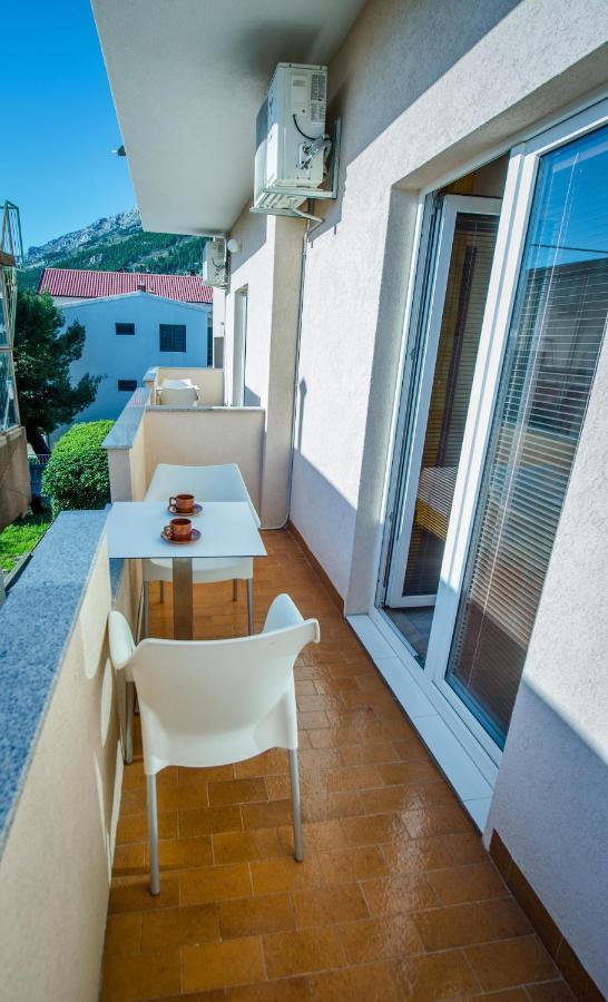 Villa Nedo Baška Voda Exteriör bild