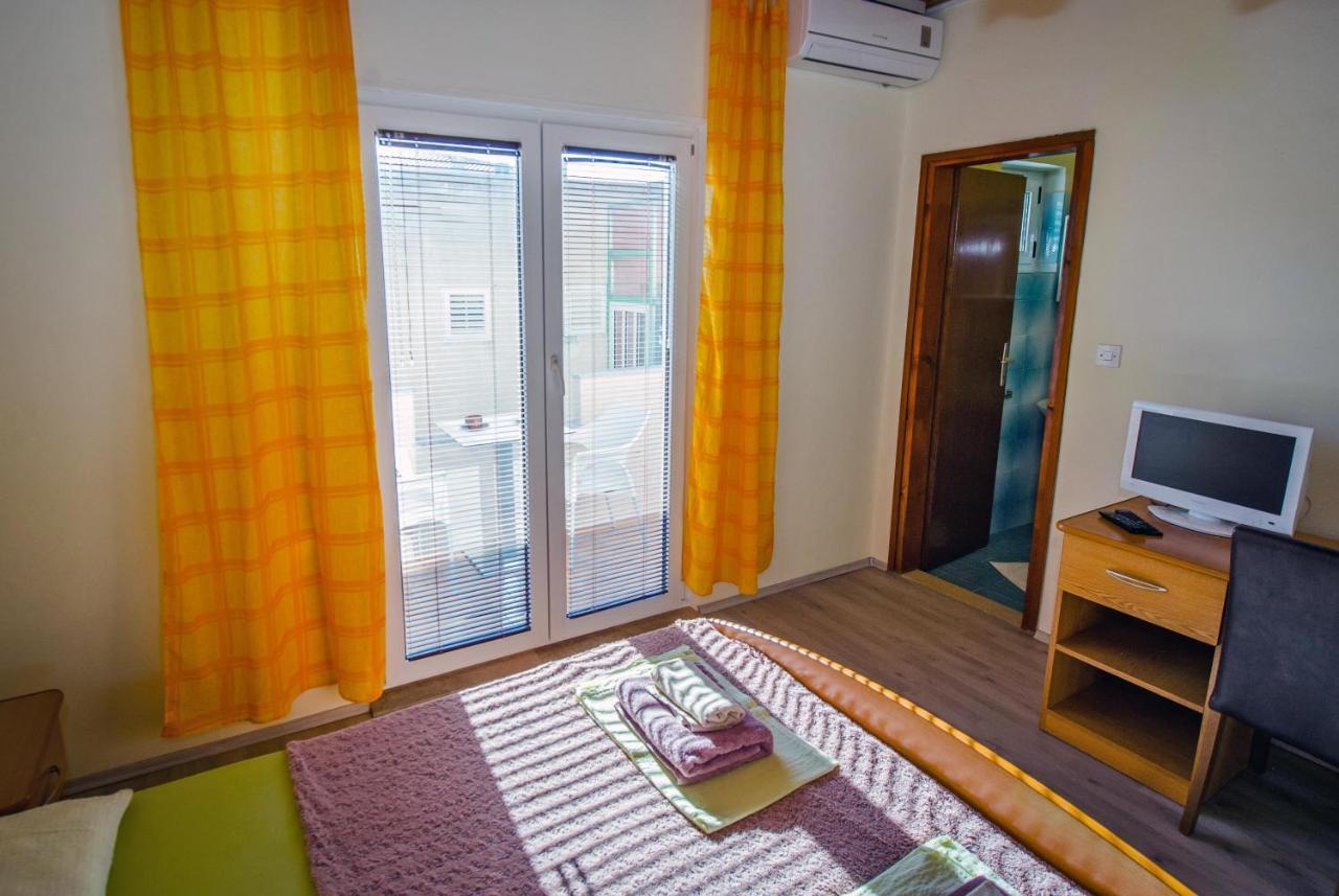 Villa Nedo Baška Voda Exteriör bild