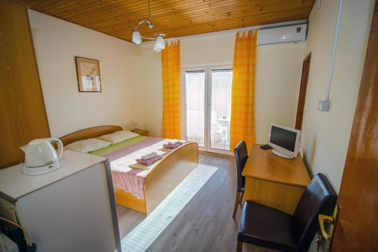 Villa Nedo Baška Voda Exteriör bild