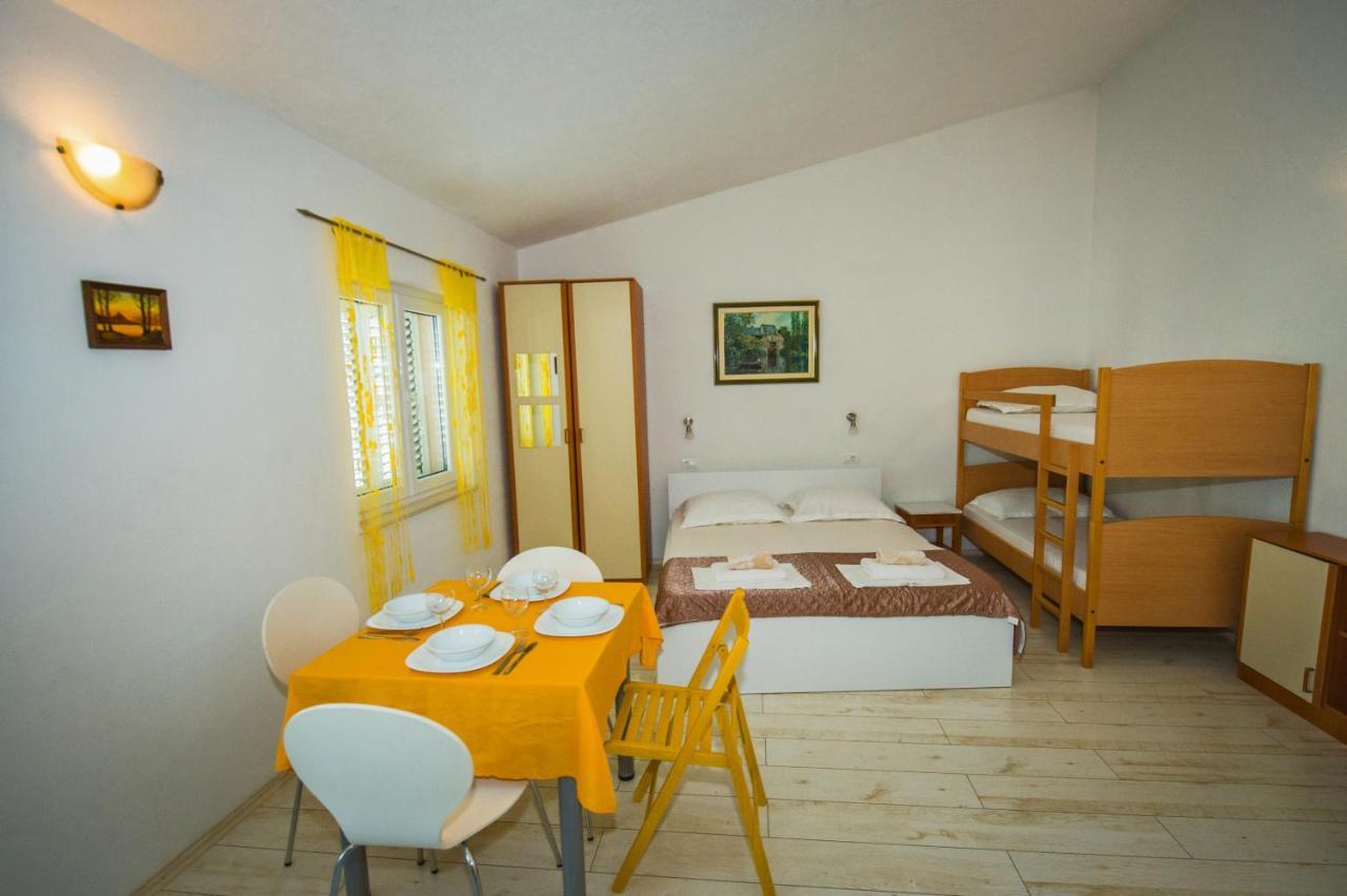 Villa Nedo Baška Voda Exteriör bild